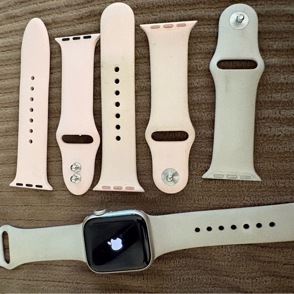 Apple Watch watch series 9 - Picture 3 of 4